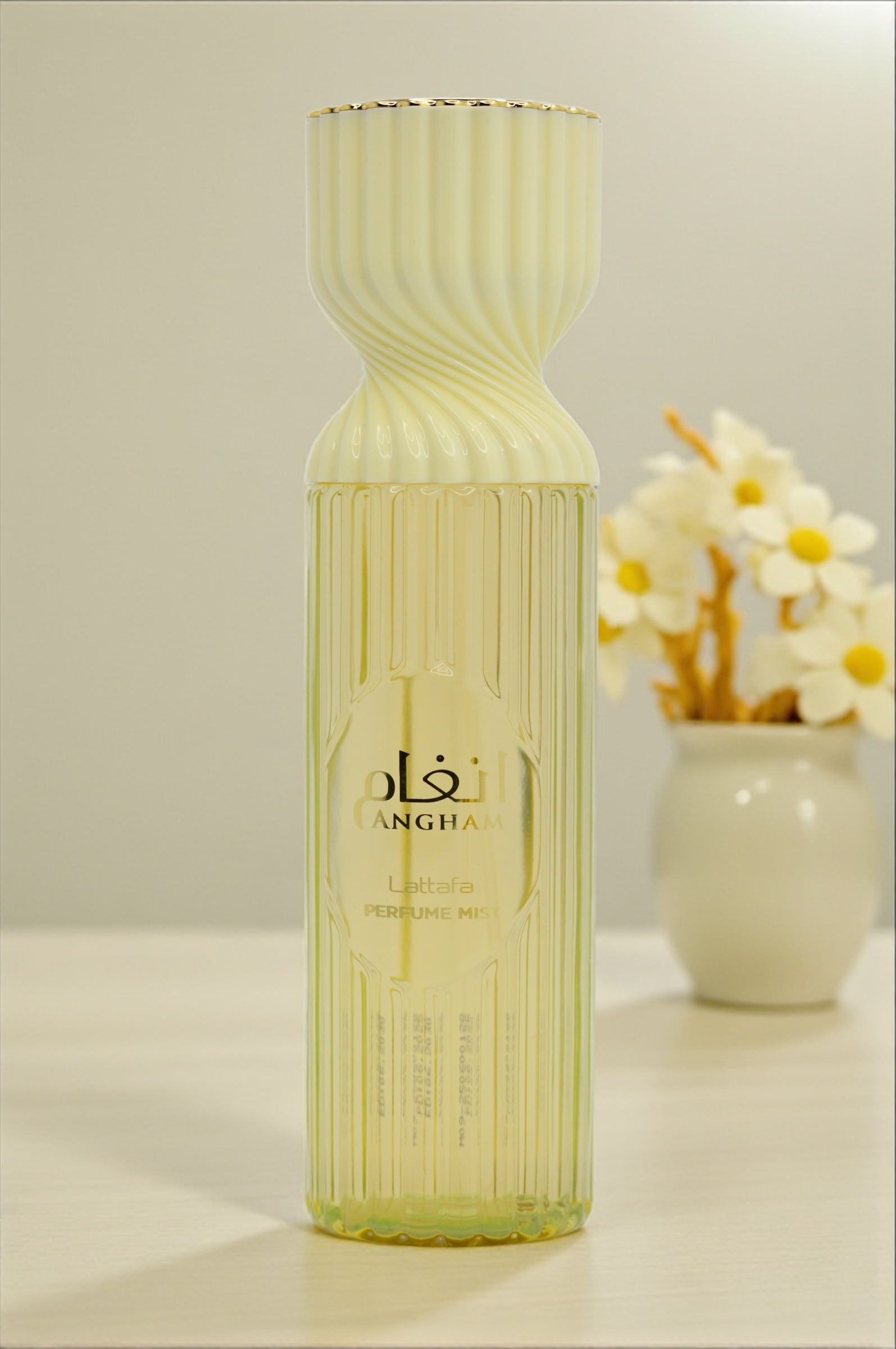 ✨ Body Splash Feminino – Lattafa Angham 200ml