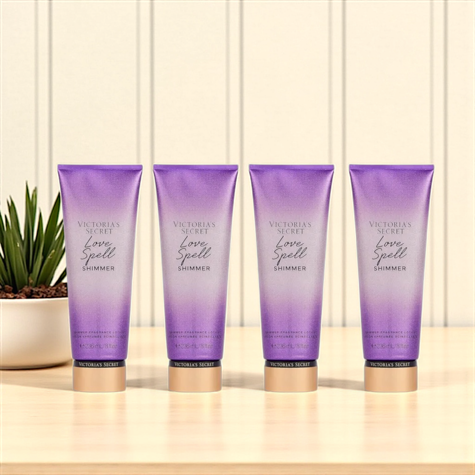💜  Creme Hidratante Corporal com Brilho Victoria’s Secret Love Spell Shimmer – 236ml